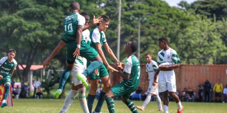 La cantera del Deportivo Cali se destacó en las finales de la Liga del Valle. De la cantera del club han salido muy buenos jugadores. Foto: Deportivo Cali.