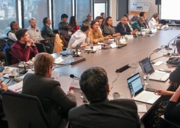 La negociación para definir el salario mínimo para el 2025 sigue estancada