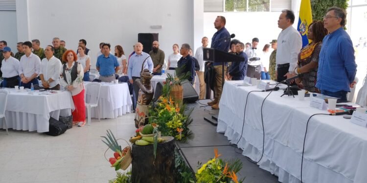 El presidente y sus ministros se reúnen en el Catatumbo