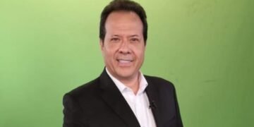 Javier Fernández Franco, "El Cantante del Gol" escribe sobre la necesidad de recursos para el Fútbol Profesional Colombiano (FPC).