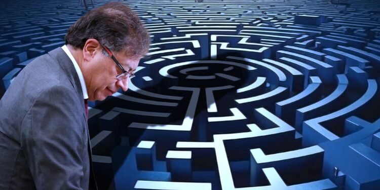 Petro en su laberinto