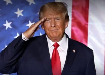 El presidente Donald Trump arrancó un nuevo mandato con fuertes anuncios sobre deportación de inmigrantes y el regreso del Canal de Panamá a Estados Unidos. Foto: cuenta de X @realDonaldTrump