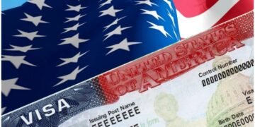 Los ciudadanos que tenían cita este lunes para tramitar su visa se quedaron sin poder hacerlo