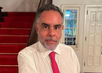 La Fiscalía busca establecer si Benedetti adelantó una reunión con el hijo de Gustavo Petro y qué otras personas estarían involucradas en la financiación de la campaña presidencial.