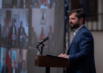 Chile, en tinieblas por apagón masivo