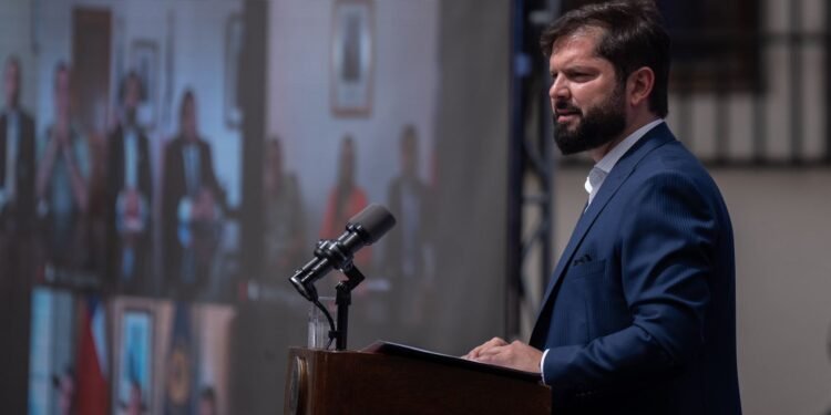 Chile, en tinieblas por apagón masivo