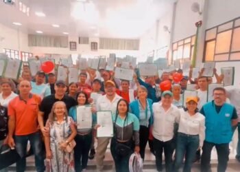 Gobierno entrega tierras a campesinos del Catatumbo