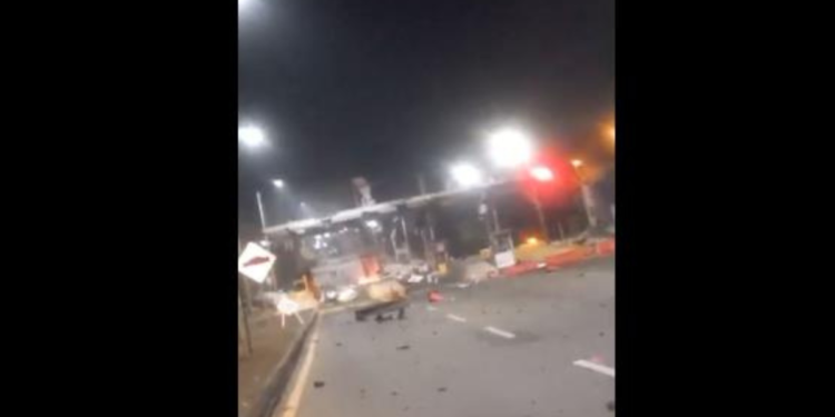 Carro bomba destruye peaje en Cúcuta