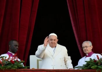 Se agrava la salud del papa Francisco: sufrió crisis cardiorrespiratoria