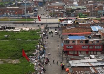 Tres heridos deja una cuarta explosión en el San Bernardo: ¿les quedó grande a las autoridades este sector de Bogotá?