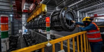 Desempleo urbano en Colombia cae a 9,8% en febrero, según el DANE