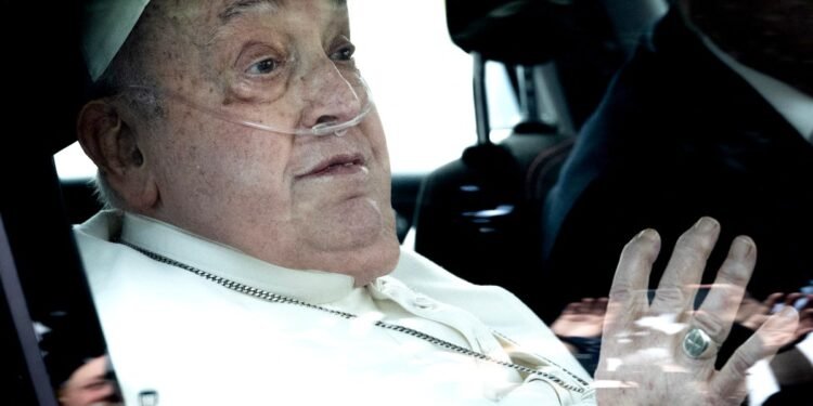 Papa Francisco, dos meses de “reposo” en el Vaticano: ¿qué podrá hacer y qué no?