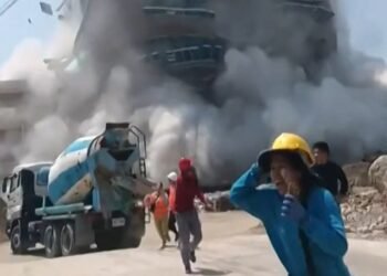 Impactante video de terremoto que deja casi 150 muertos en Birmania y Tailandia