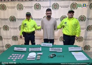 Capturan a empleado que habría robado a su jefe: “¡Mordió la mano de quien le dio de comer!”