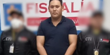 Hombre capturado que robó un arma de funcionario de la Fiscalía.