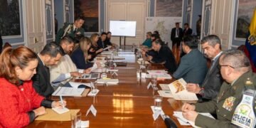 Petro lanzó pullas a diestra y siniestra en consejo de ministros