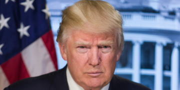 Trump restringe entrada de migrantes de una veintena de países, entre ellos Venezuela y Cuba