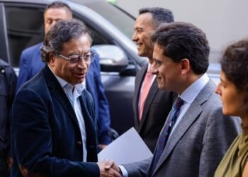 Se va Luis Carlos Reyes de Mincomercio: ¿le cobraron las revelaciones sobre “Papá Pitufo”?