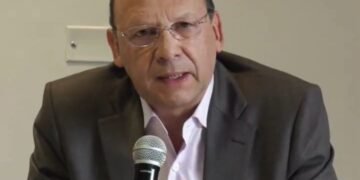 “Mi función no es ser contradictor del presidente”: ministro de Hacienda