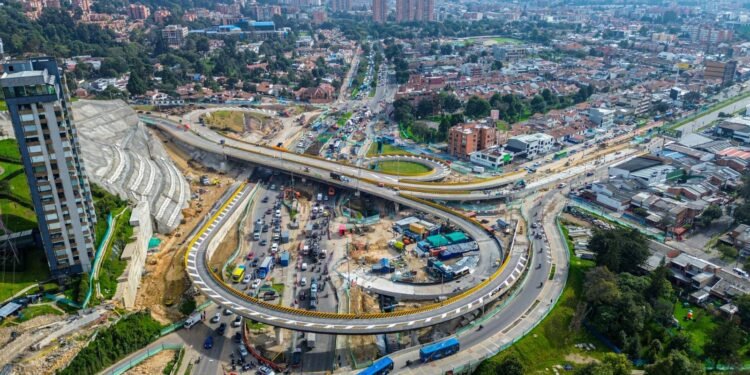¡A descongestionar la ciudad! Bogotá inaugura tres puentes en la calle 127