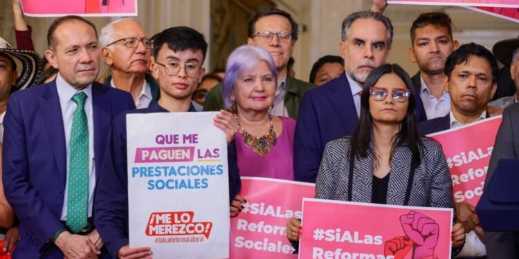 Ruedan cabezas tras inminente hundimiento de la reforma laboral