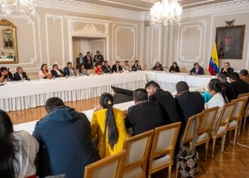 Presidente Petro se reunió con organizaciones indígenas, campesinas y de la sociedad civil
