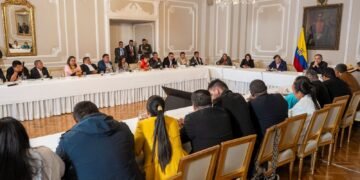 Presidente Petro se reunió con organizaciones indígenas, campesinas y de la sociedad civil