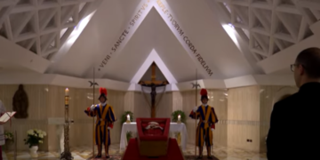 Vaticano revela imágenes del cuerpo del papa Francisco: su funeral será el sábado 26 de abril