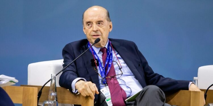 Drogadicción, perfidias y hasta “secuestros”: así describe el excanciller Leyva al gobierno Petro