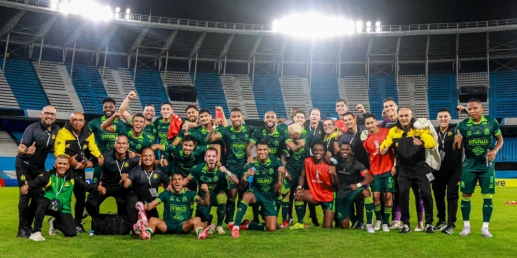 Los datos que dejó la histórica victoria de Bucaramanga frente a Racing en Argentina