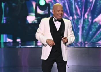 Video de cuando techo de una discoteca cae sobre artista Rubby Pérez en República Dominicana