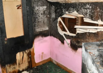 Hombre estuvo encerrado por 20 años en una habitación: padre y madrastra lo secuestraron