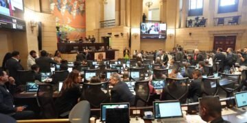 El Congreso se tomó la Semana Santa