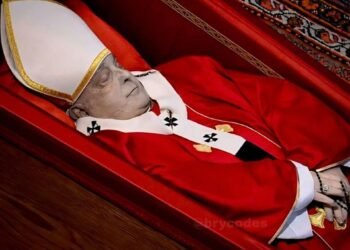 Ni la muerte le borró la sonrisa al papa Francisco
