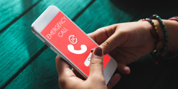 El mensaje que debe ignorar en WhatsApp: podrían robarle sus contactos y la cuenta