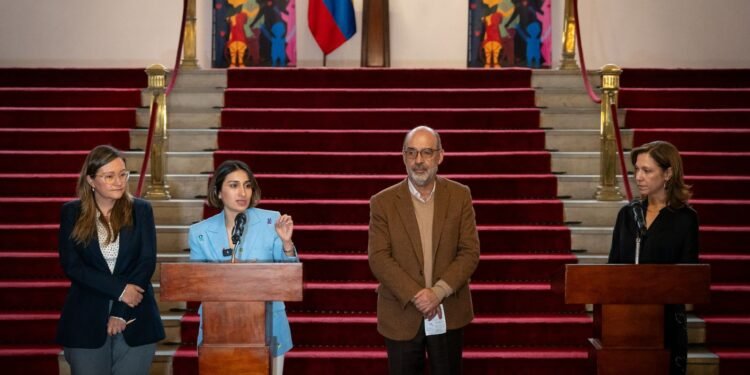 Colombia crea mesa permanente para enfrentar aranceles de EE. UU.