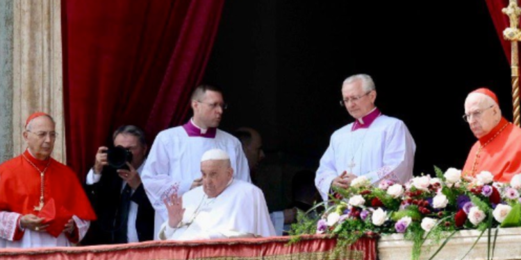 Papa Francisco, en misa del Domingo de Resurrección: “Jesús llora las lágrimas de quien sufre”
