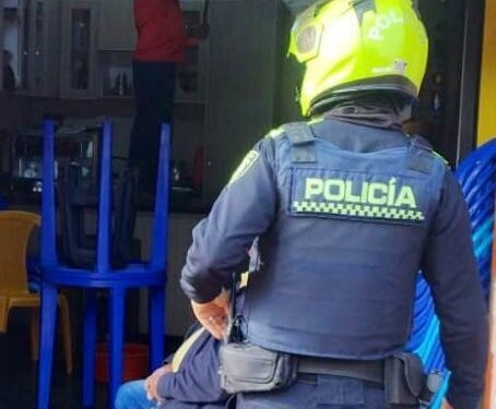 Policía asesino a su expareja y se suicidó