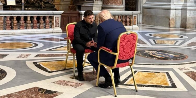 El último acto de paz del papa Francisco: Trump y Zelensky conversaron en la Basílica de San Pedro