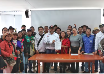 Indígenas que se tomaron Plaza de Bolívar regresarán a sus territorios tras acuerdo con el Gobierno.