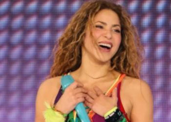 Shakira anuncia que Alejandro Sanz cantará con ella en la apertura de su gira por EE. UU.