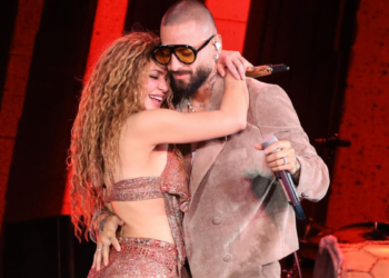 Shakira se lució durante primer concierto en Medellín: cantó con Maluma
