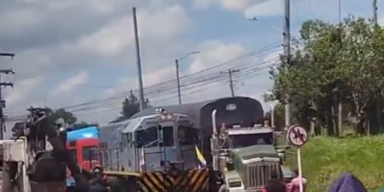 Colisión entre tren de la Sabana y camión en vía Zipaquirá – Cajicá