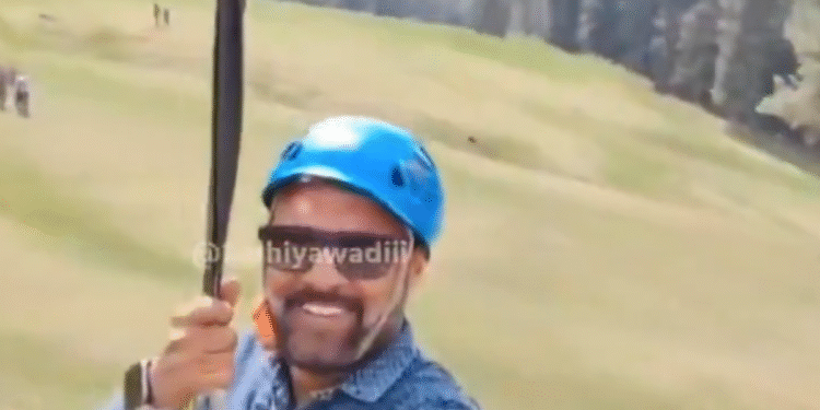 Turista grabó ataque terrorista mientras se lanzaba de tirolesa; hay más de 26 muertos