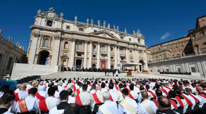 "Querido papa Francisco, ahora reza por nosotros desde el cielo"