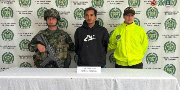 A la cárcel, sujeto acusado de herir a dos hermanos, menores de edad, en Antioquia