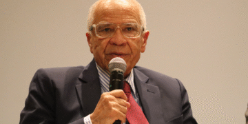 ¿Democracia, en jaque en Colombia? Académicos expresan su preocupación