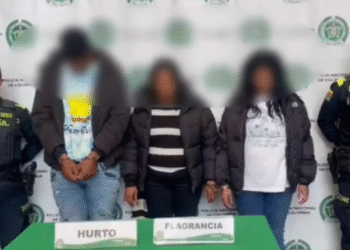 Frustran robo simultáneo en dos supermercados de Bogotá: ocho personas capturadas
