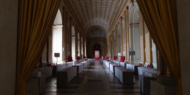 ¿Cuánto puede durar un cónclave?