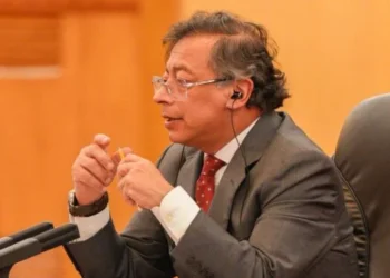 Gustavo Petro asegura que Iván Mordisco habría sido herido en combate